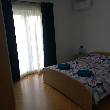 Valki Διαμέρισμα Πόρετς